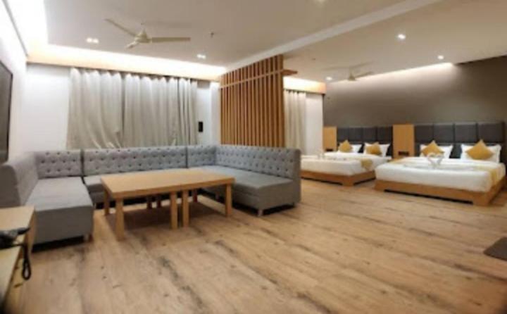 Derby Greens Hotel Bhopal Zewnętrze zdjęcie
